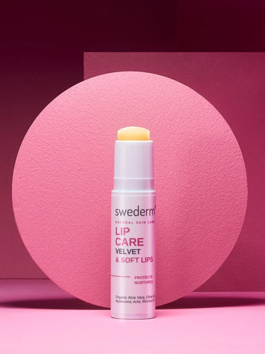 swederm Lip Care odżywcza i ochronna pomadka do ust