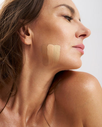 swederm Perfect Drop 01 Light Ivory + Gąbka do makijażu